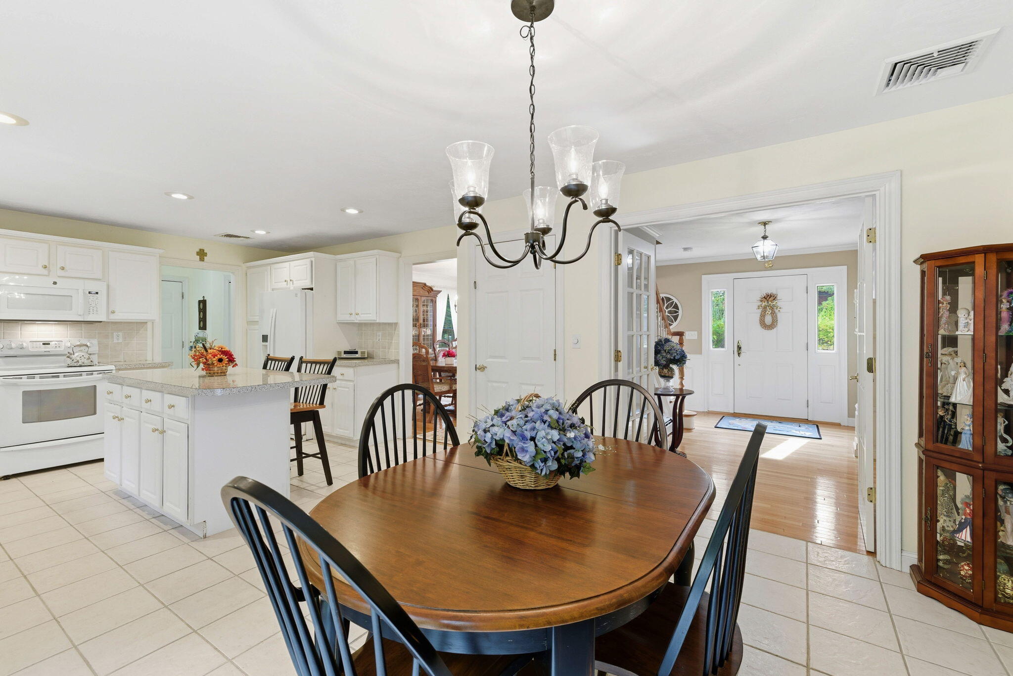 16 Cedar Street Mashpee MA 02649