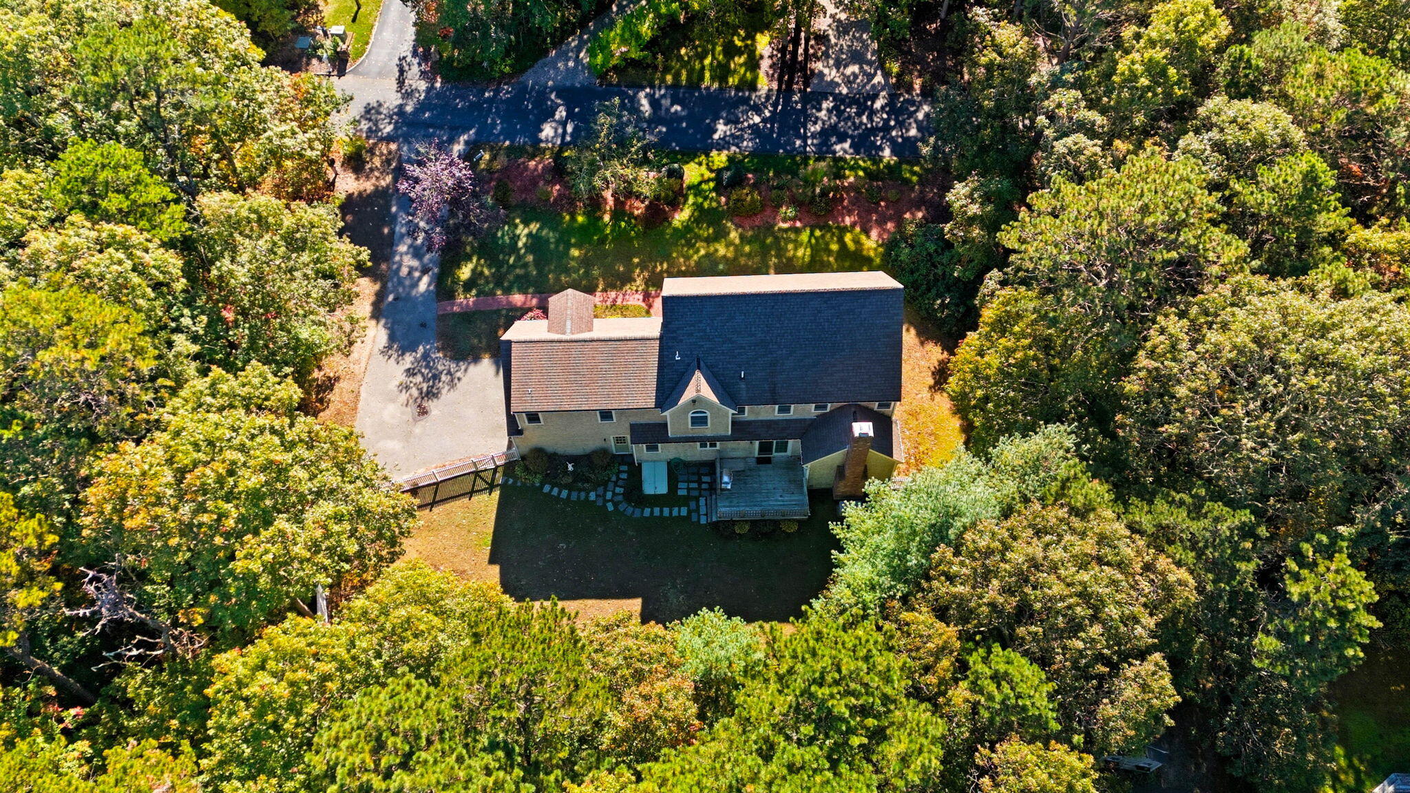 16 Cedar Street Mashpee MA 02649