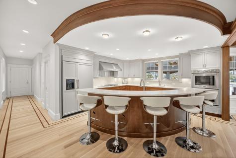 835 Old Post Road Barnstable MA 02635