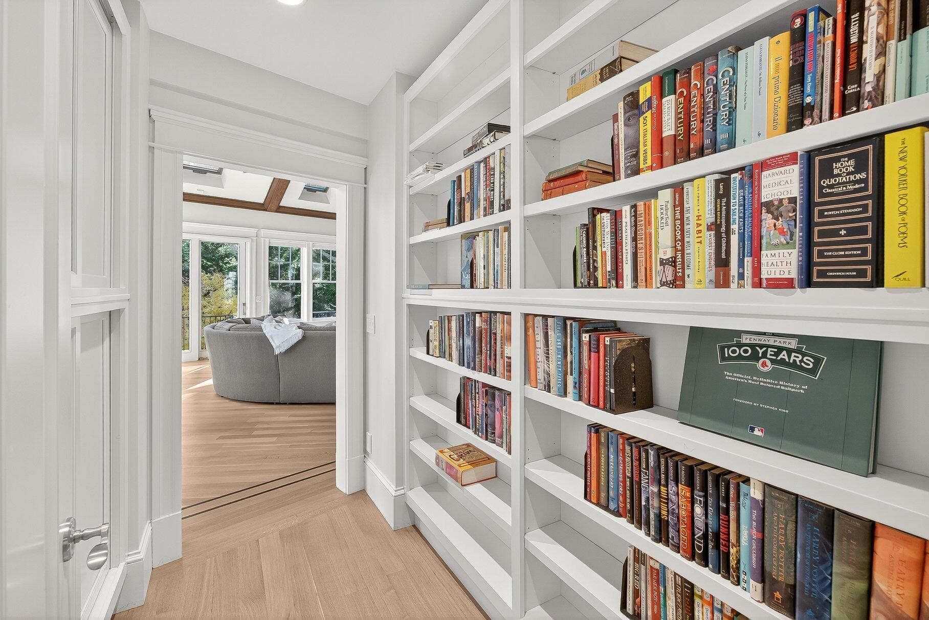 835 Old Post Road Barnstable MA 02635