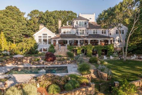 835 Old Post Road Barnstable MA 02635