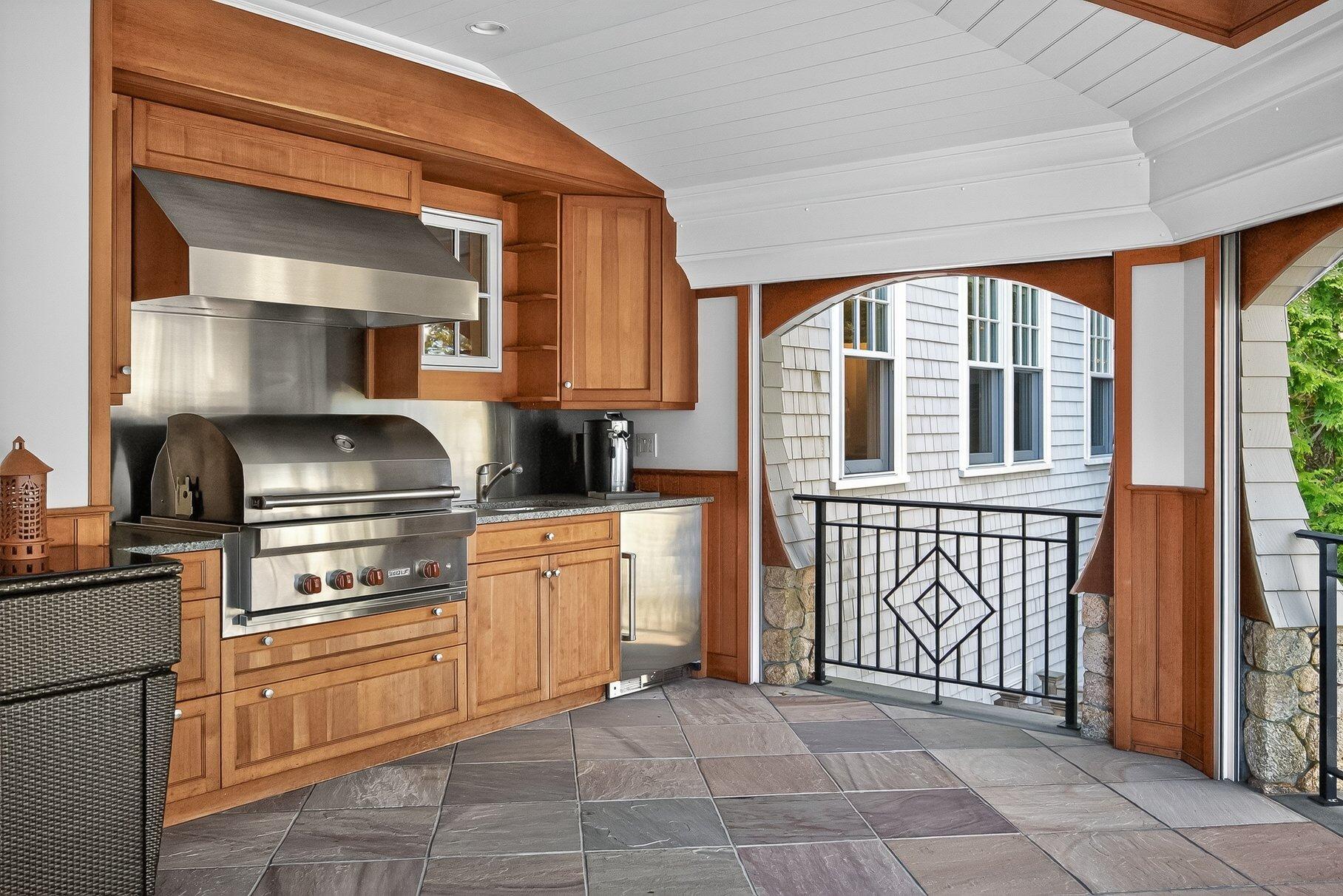 835 Old Post Road Barnstable MA 02635