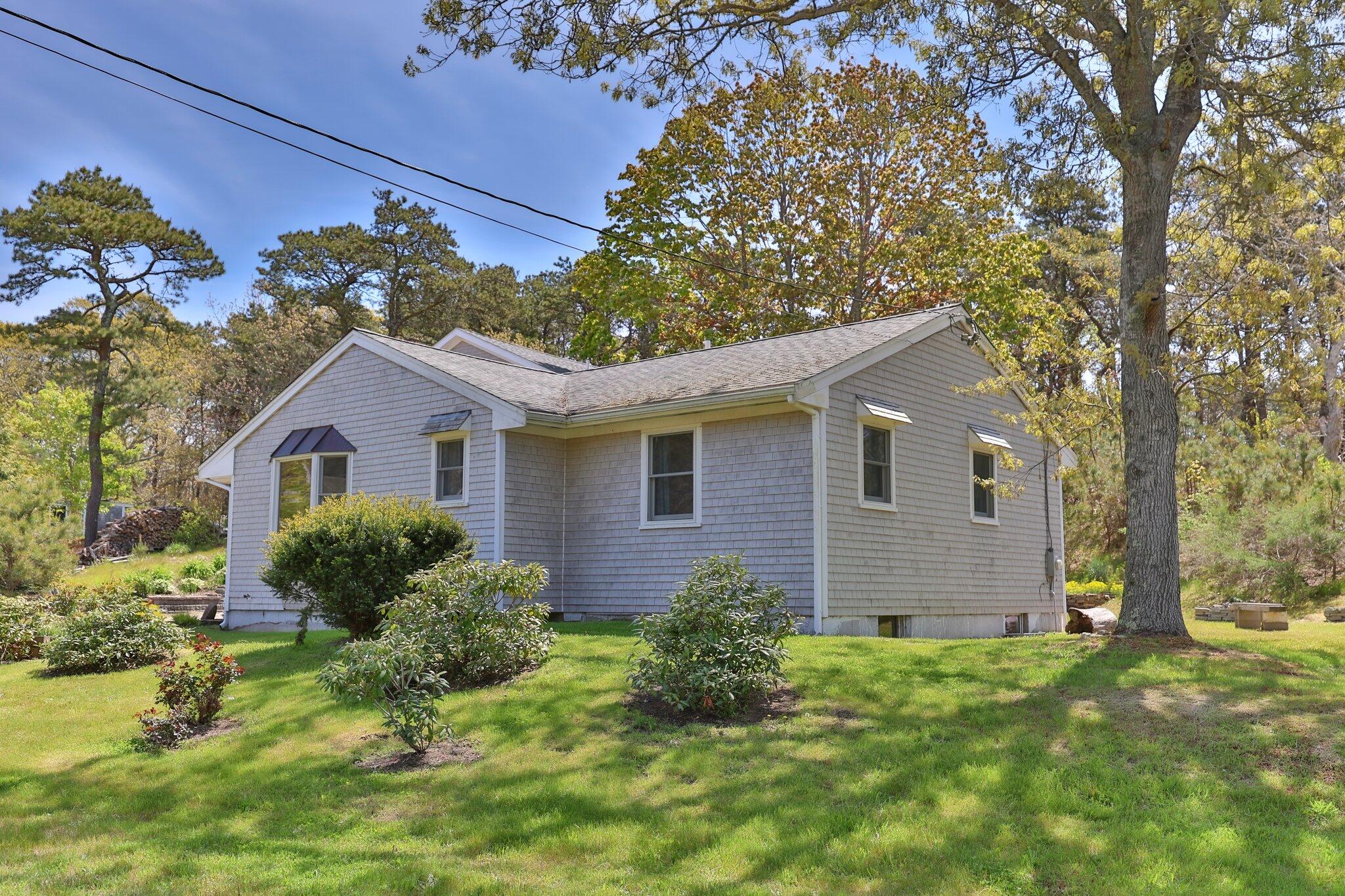 19 S Highland Road Truro MA 02666