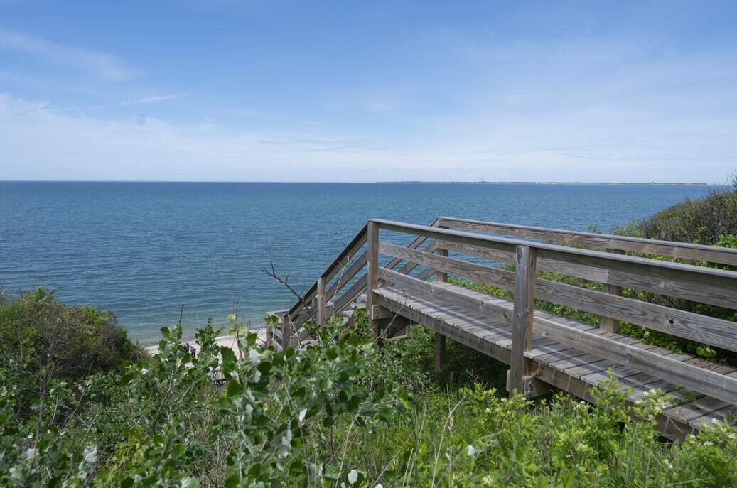 5 Fishermans Road Truro MA 02666