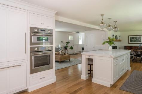 9 Fairfield Drive MA 02537