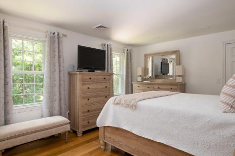 9 Fairfield Drive MA 02537