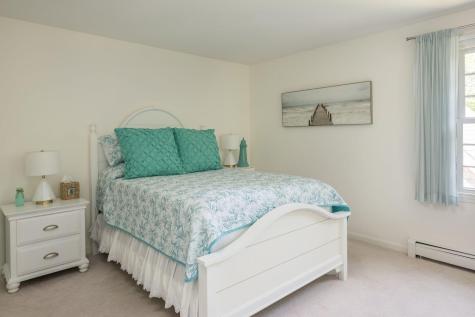 9 Fairfield Drive MA 02537