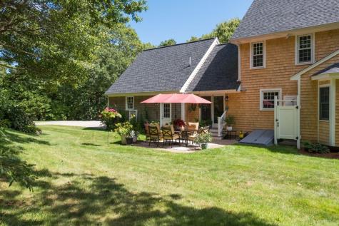 9 Fairfield Drive MA 02537