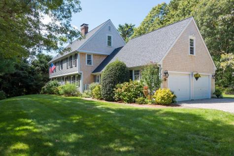 9 Fairfield Drive MA 02537