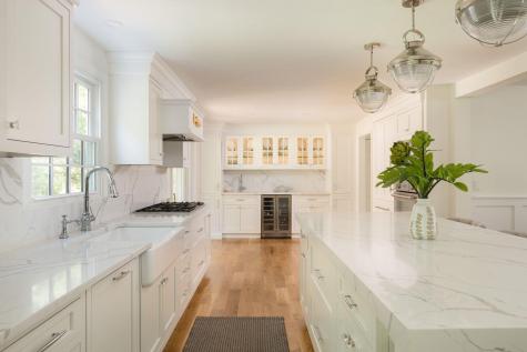 9 Fairfield Drive MA 02537