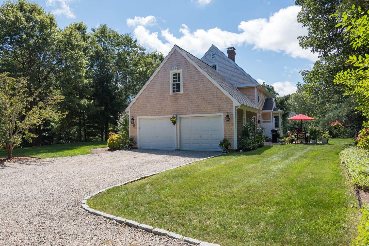 9 Fairfield Drive MA 02537