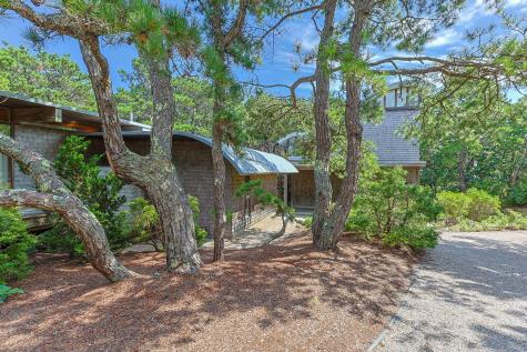 195 King Phillip Road Wellfleet MA 02667