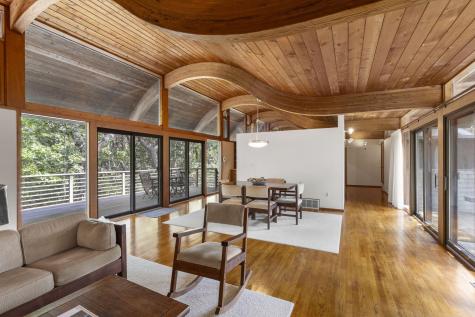 195 King Phillip Road Wellfleet MA 02667