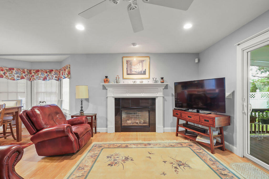 320 Quinaquisset Avenue Mashpee MA 02649