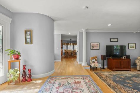 320 Quinaquisset Avenue Mashpee MA 02649