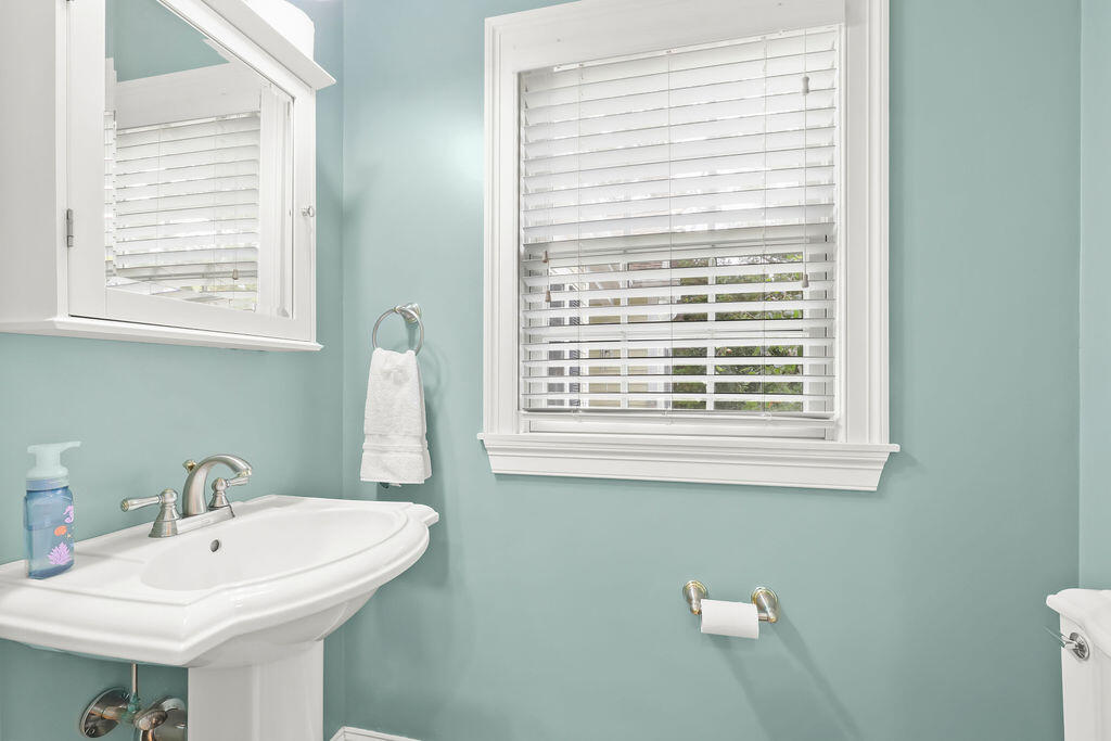 320 Quinaquisset Avenue Mashpee MA 02649