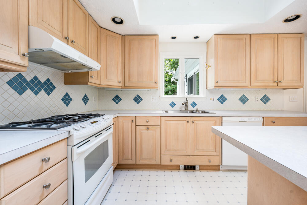 141 Rolling Hitch Road Barnstable MA 02632