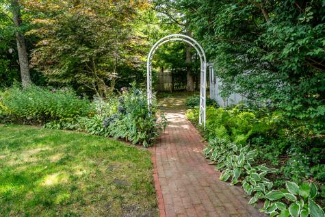 141 Rolling Hitch Road Barnstable MA 02632