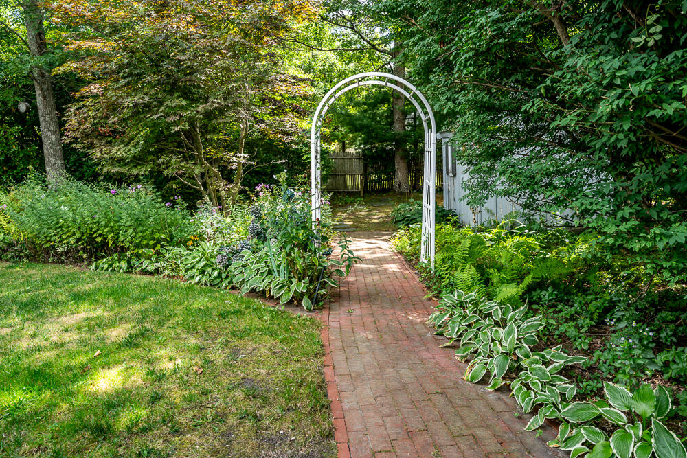 141 Rolling Hitch Road Barnstable MA 02632