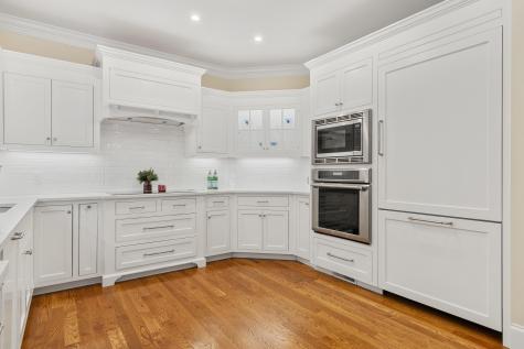 112 Moss Lane Brewster MA 02631