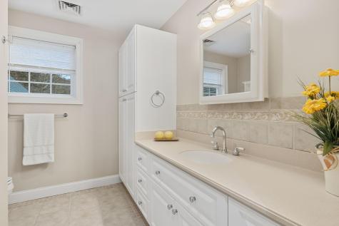 112 Moss Lane Brewster MA 02631
