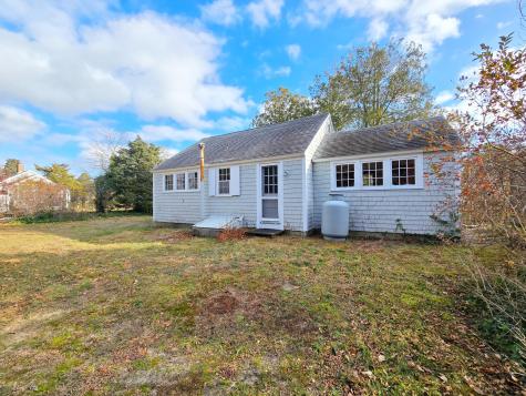 6 Penny Lane Orleans MA 02653