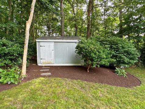 15 Surrey Lane Sandwich MA 02563
