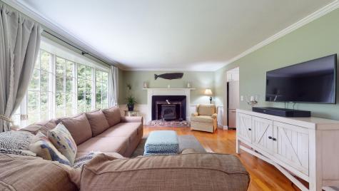 15 Surrey Lane Sandwich MA 02563
