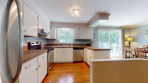 15 Surrey Lane Sandwich MA 02563