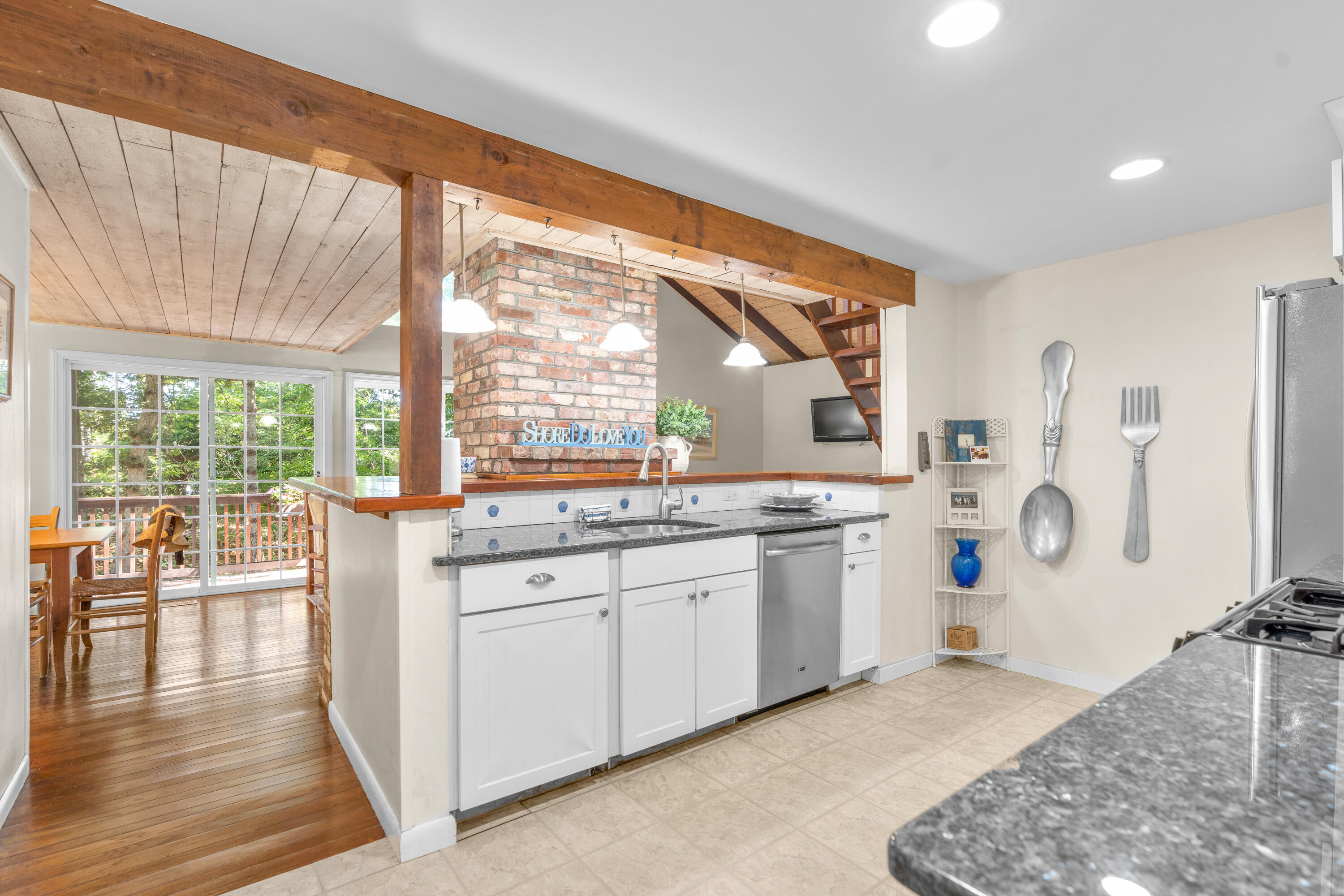 35 Waterway Mashpee MA 02649