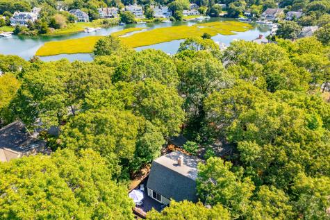 35 Waterway Mashpee MA 02649