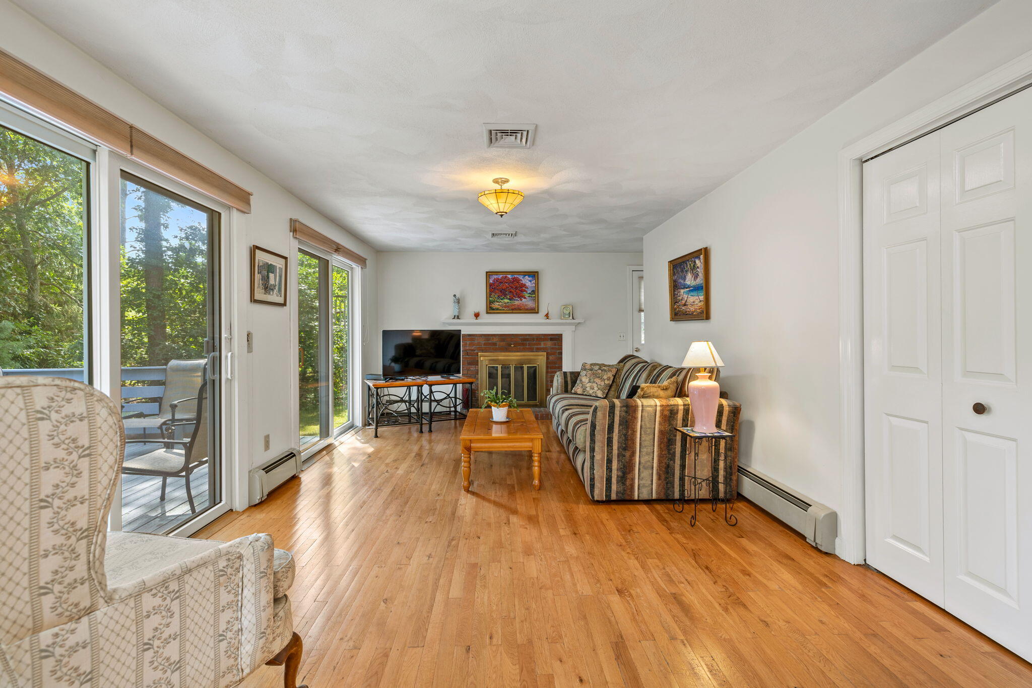 17 Woodcrest Lane Yarmouth MA 02673