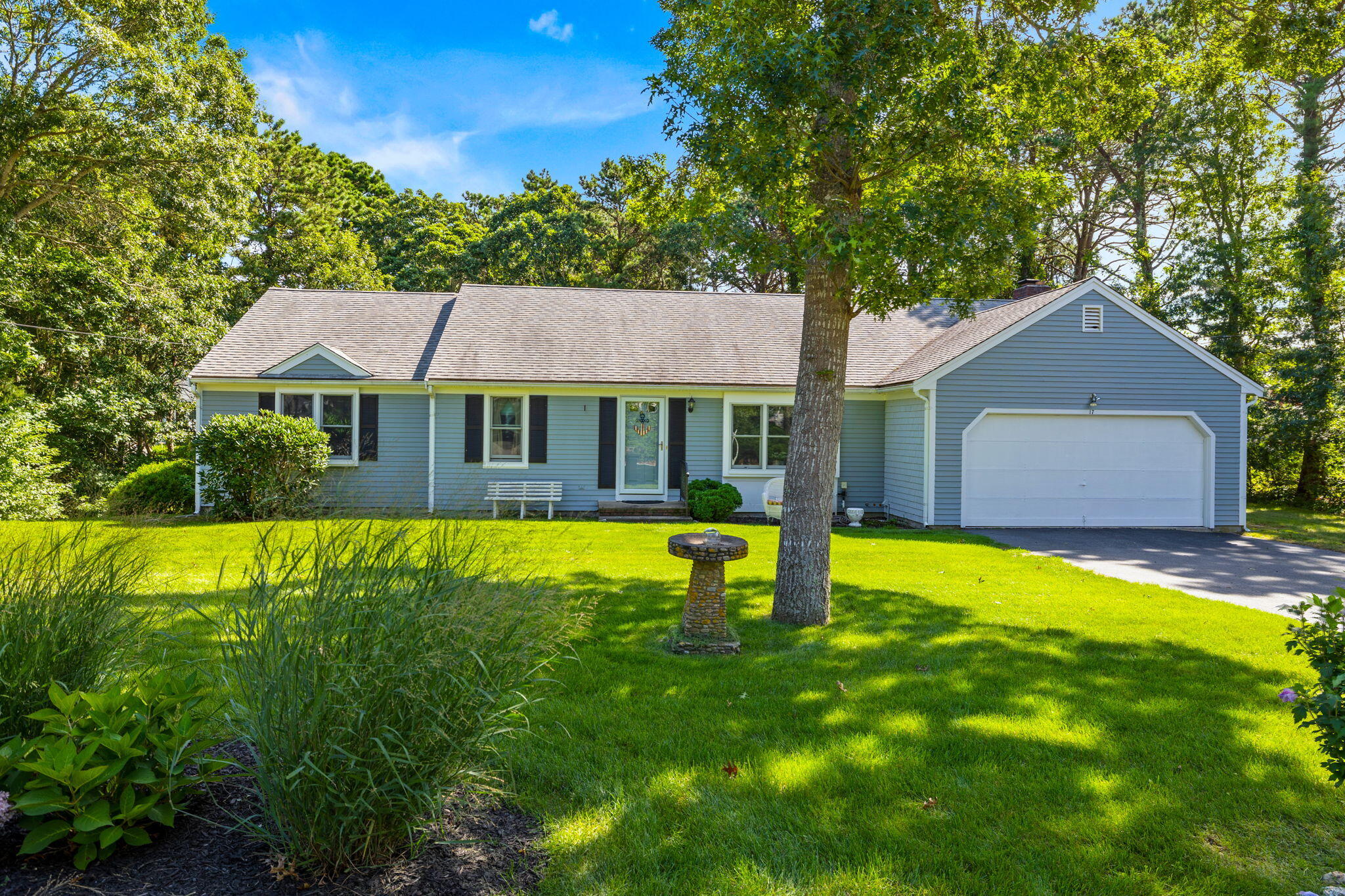17 Woodcrest Lane Yarmouth MA 02673