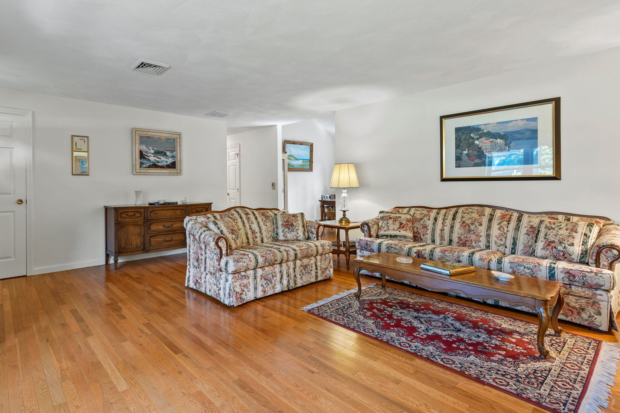 17 Woodcrest Lane Yarmouth MA 02673