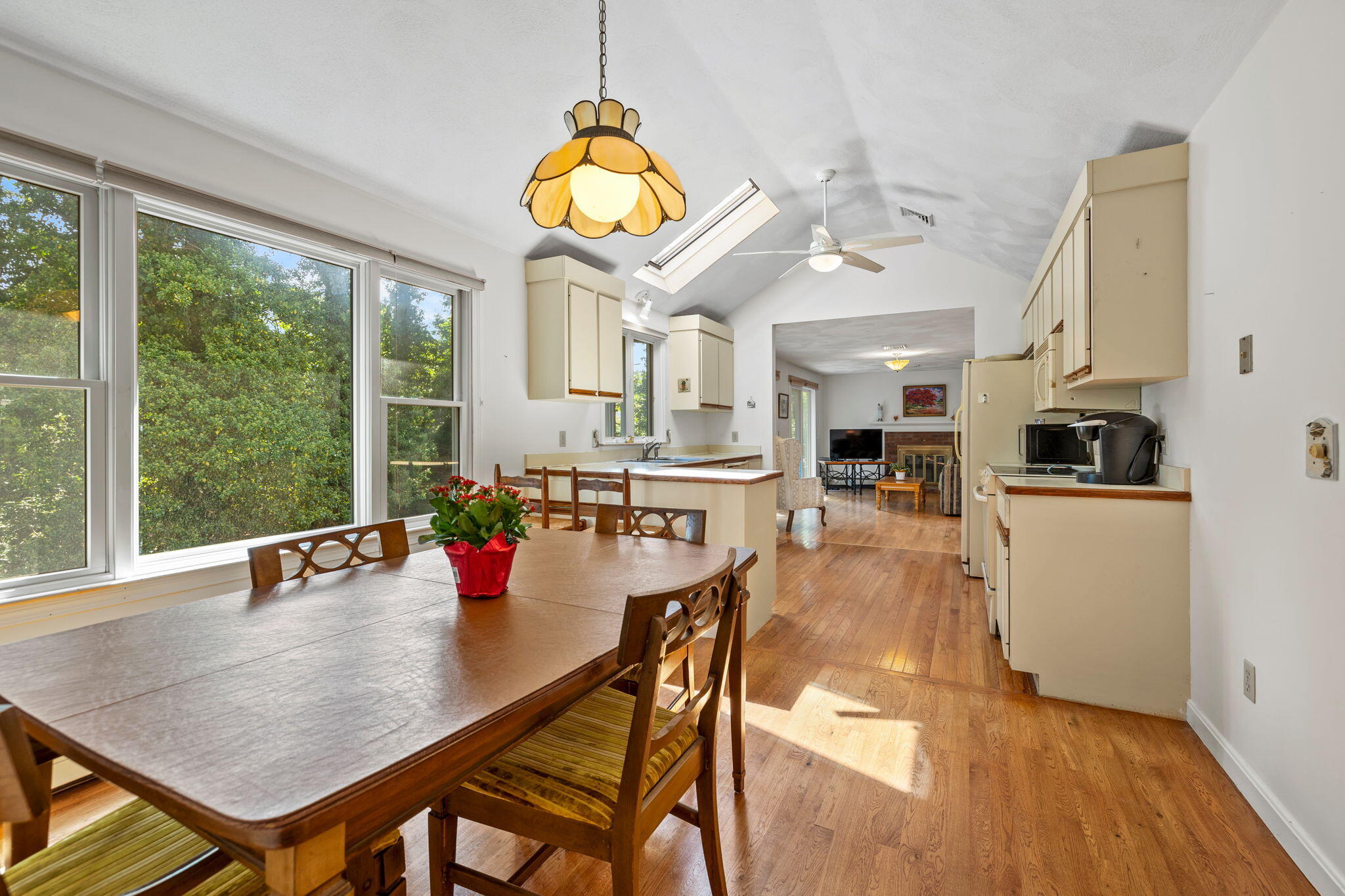 17 Woodcrest Lane Yarmouth MA 02673