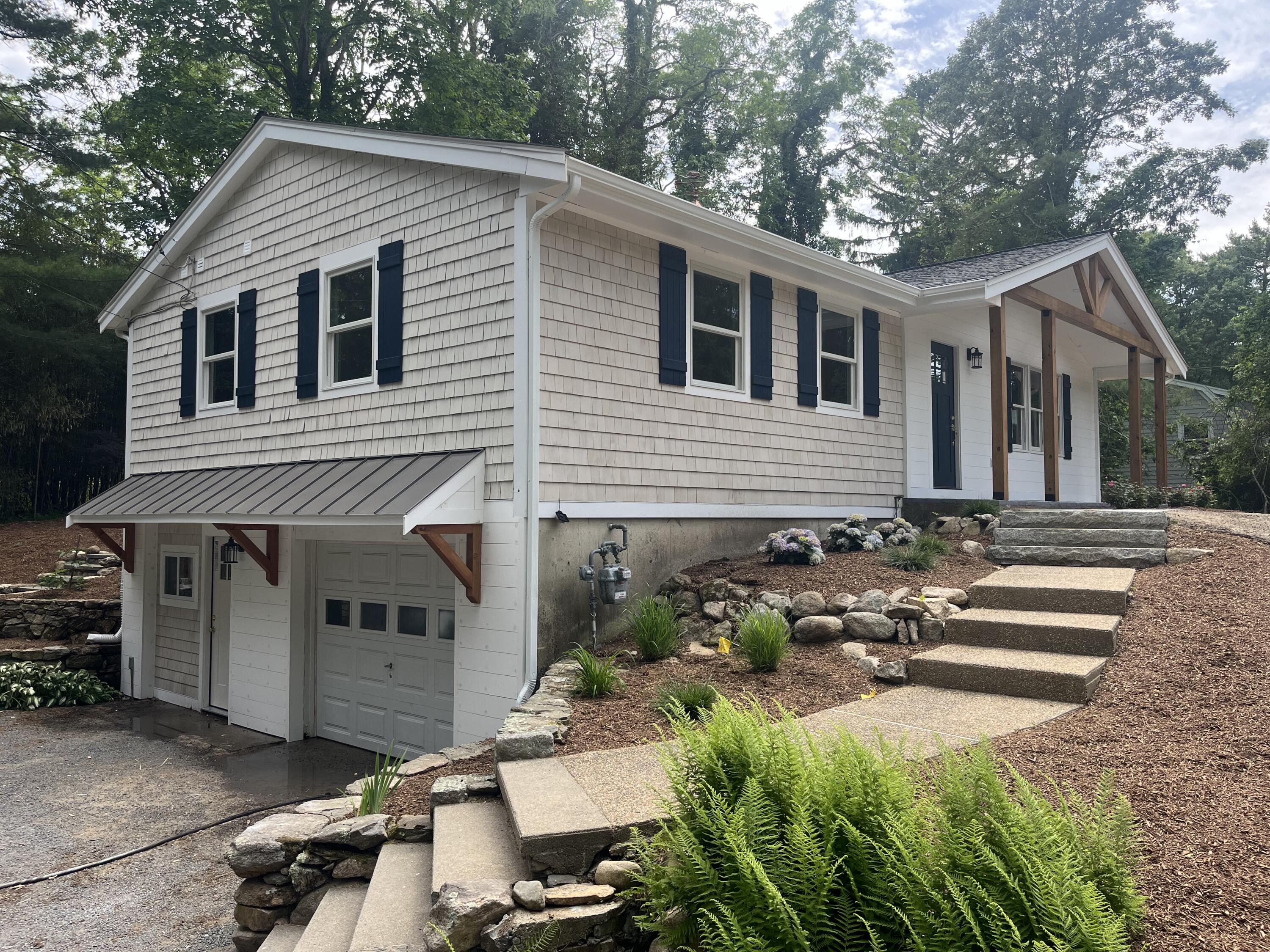 76 Sippewissett Road Falmouth MA 02540