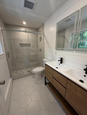 76 Sippewissett Road Falmouth MA 02540