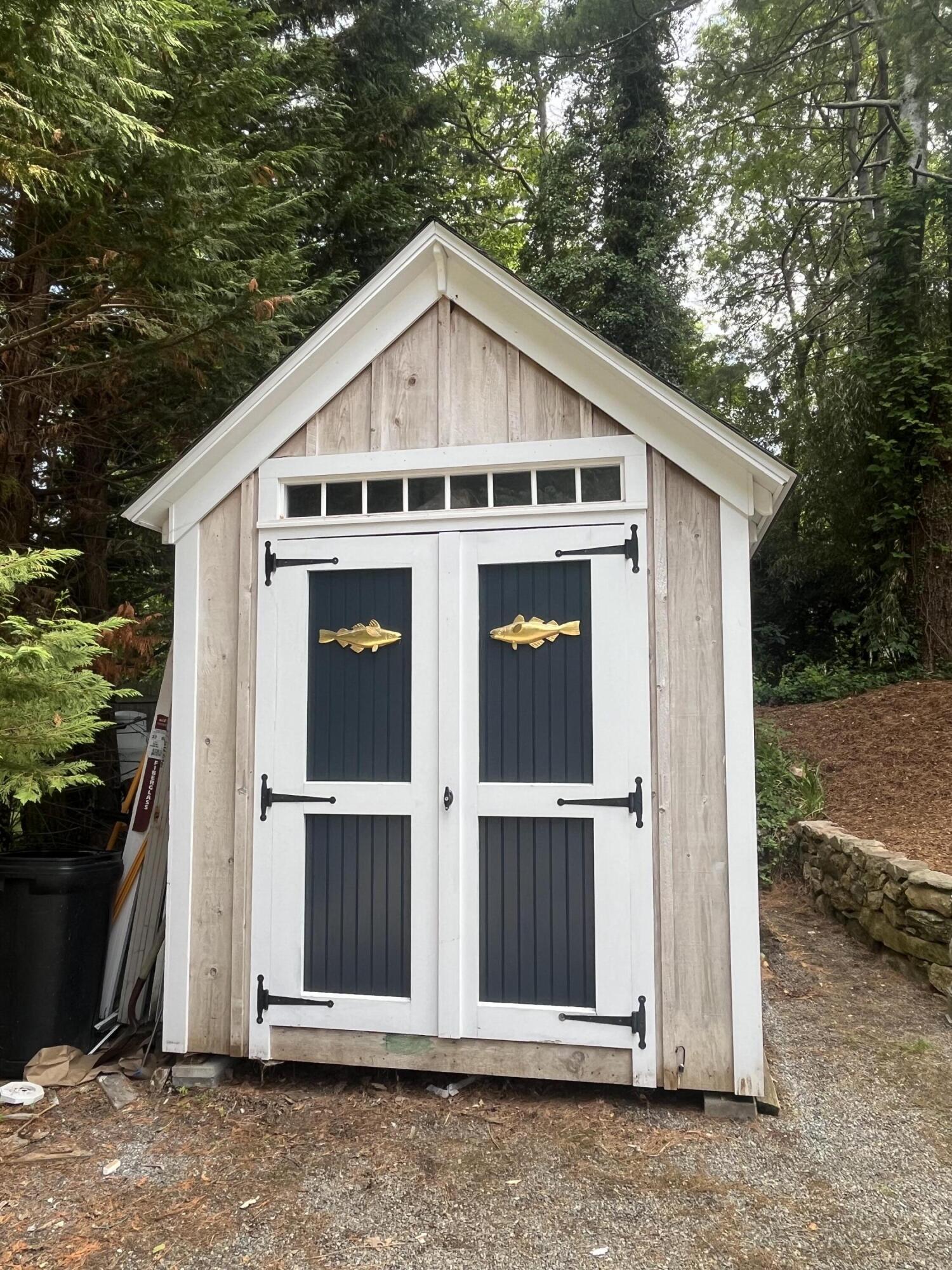 76 Sippewissett Road Falmouth MA 02540