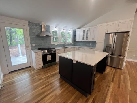 76 Sippewissett Road Falmouth MA 02540