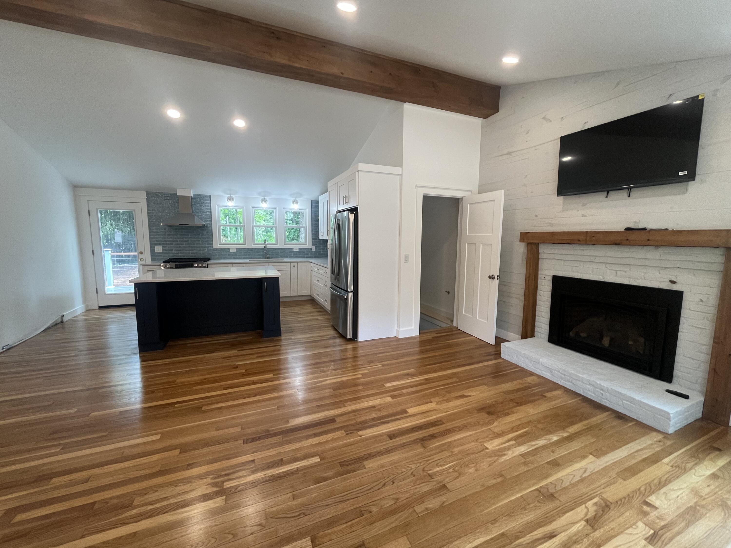 76 Sippewissett Road Falmouth MA 02540