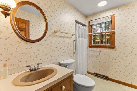 9 E Harbor Drive Teaticket MA 02536