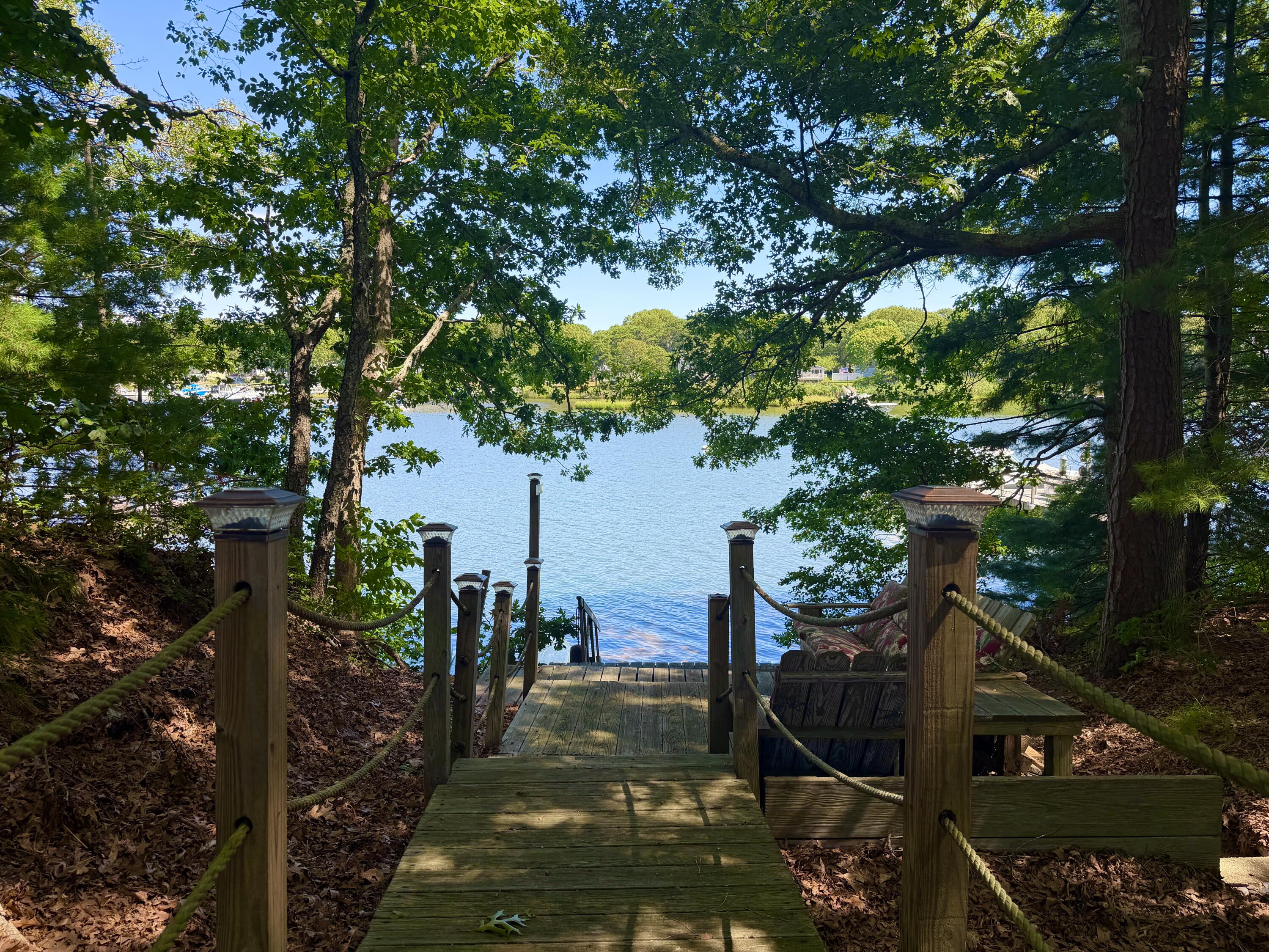 9 E Harbor Drive Teaticket MA 02536