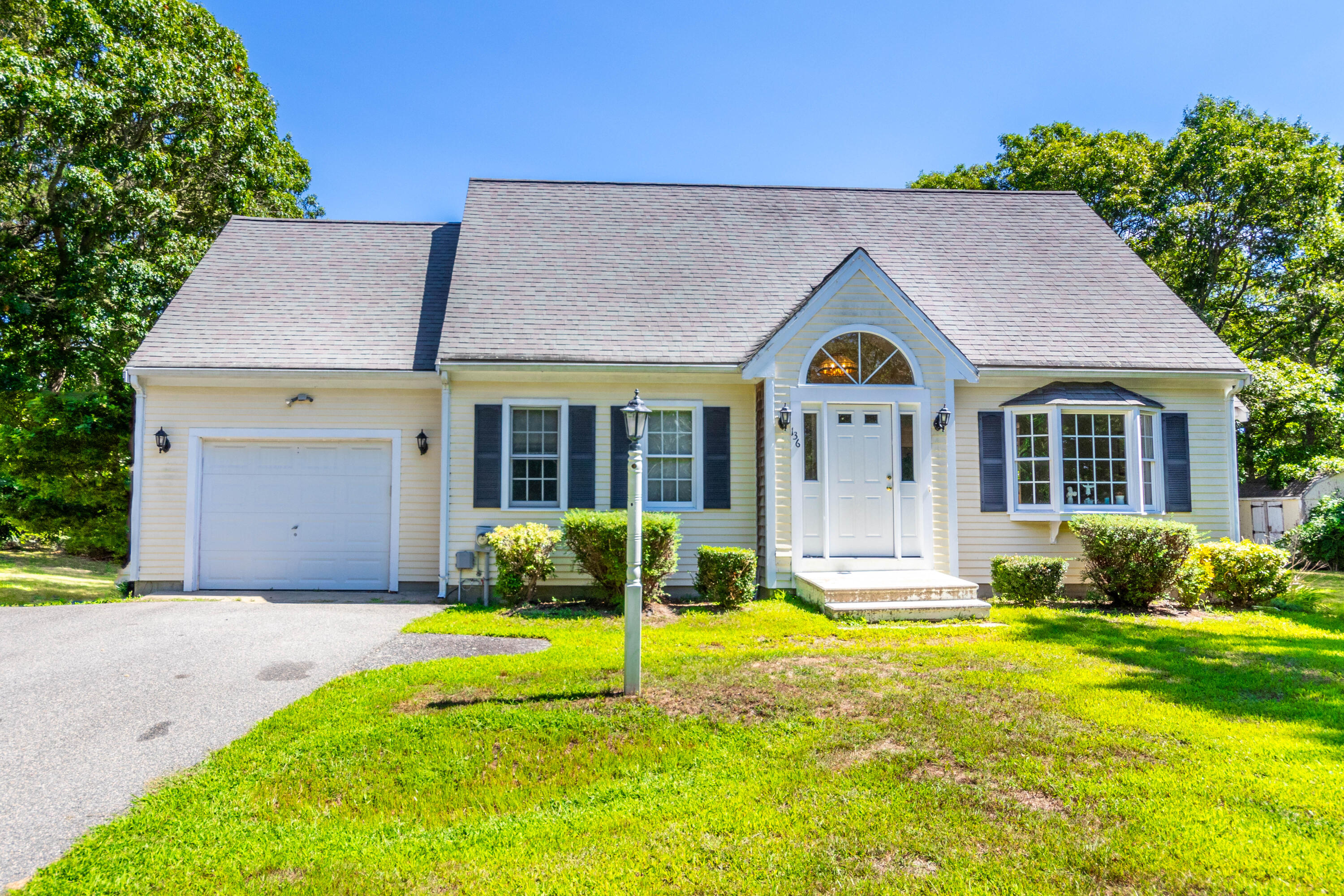 136 Ashumet Road Falmouth MA 02536