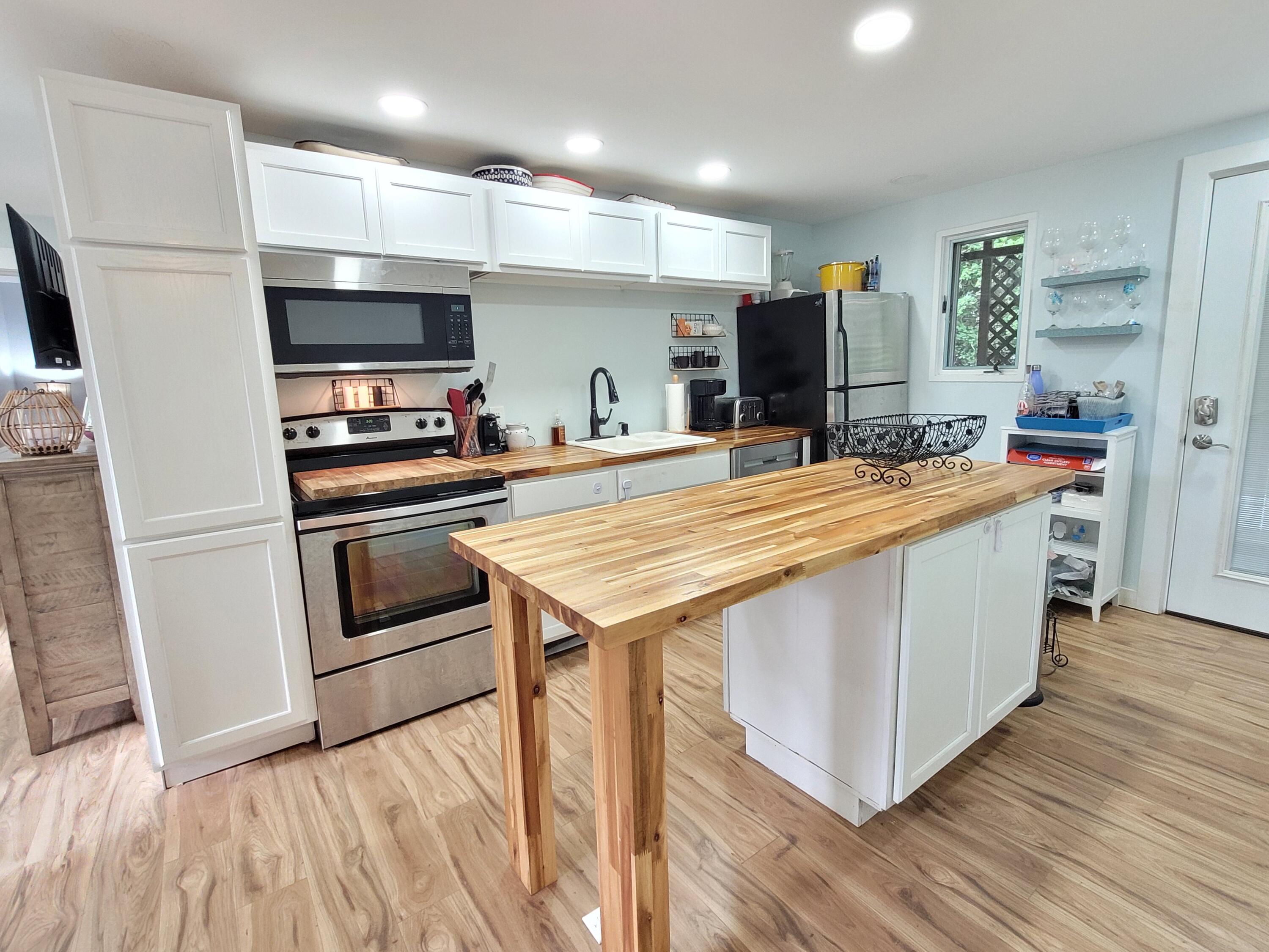 6 Crocker Lane Brewster MA 02631