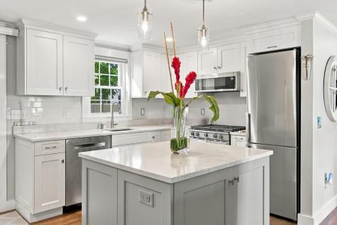 7 Spinning Brook Road South Yarmouth MA 02664