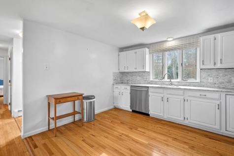 11 Elizabeth Lane Yarmouth MA 02673