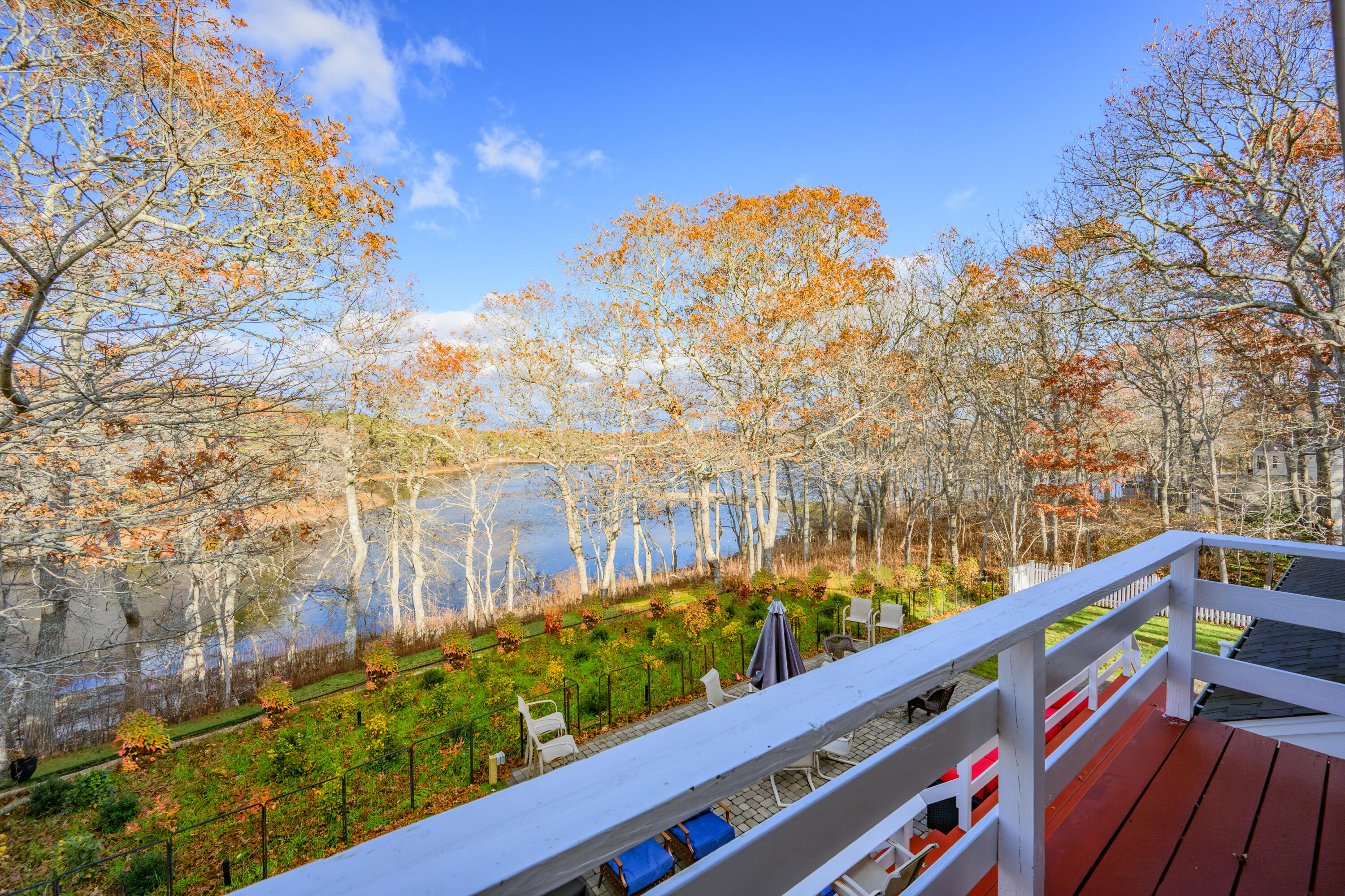 11 Elizabeth Lane Yarmouth MA 02673