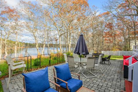 11 Elizabeth Lane Yarmouth MA 02673