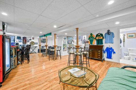 11 Elizabeth Lane Yarmouth MA 02673