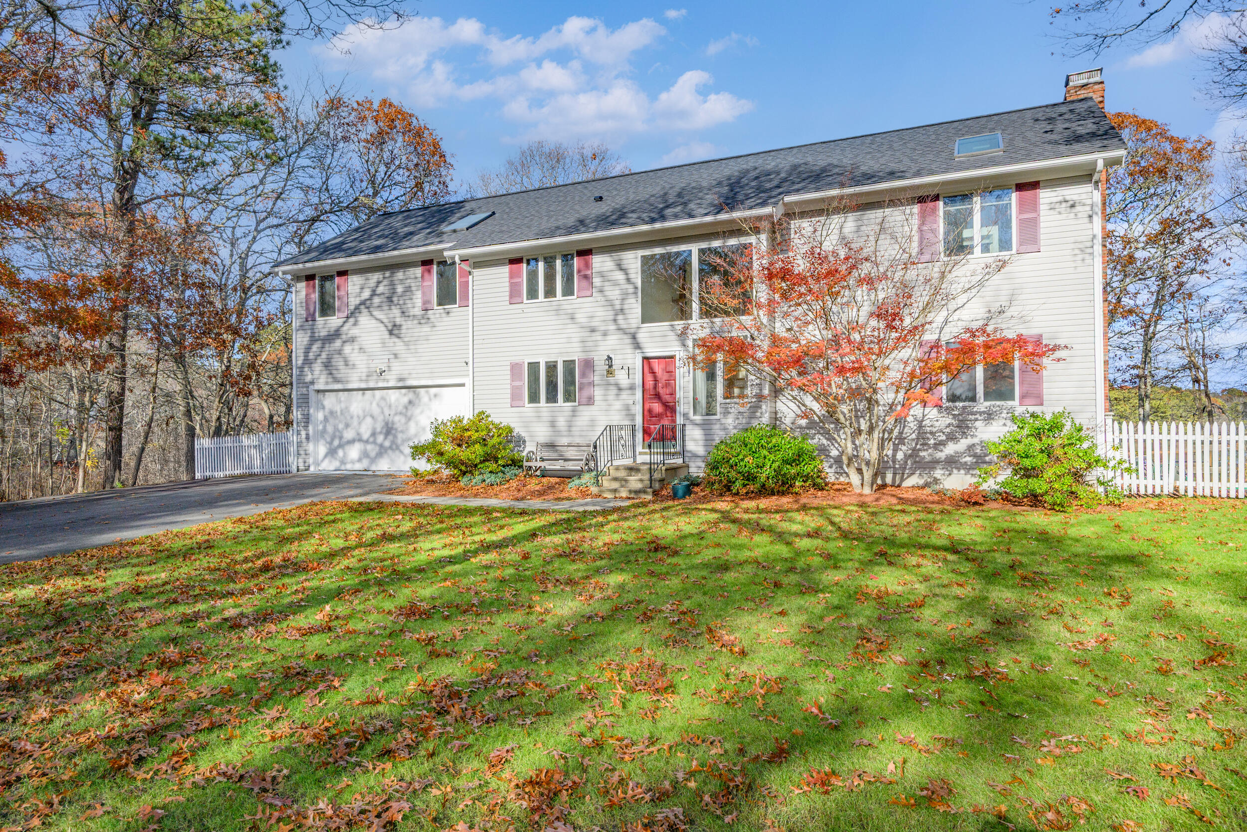 11 Elizabeth Lane West Yarmouth MA 02673
